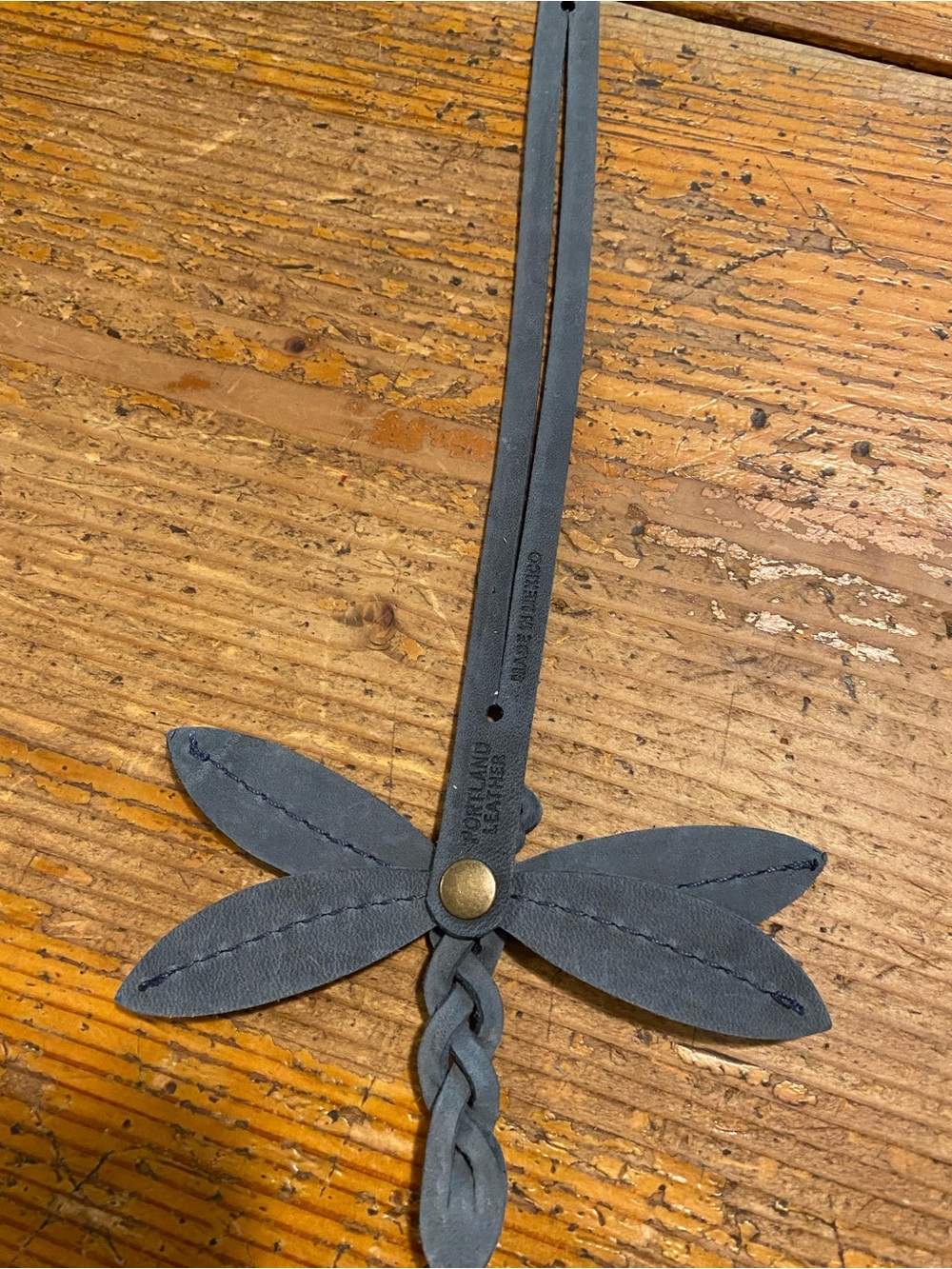 Portland Leather Storm Dragonfly Flair - Picture 2 of 2